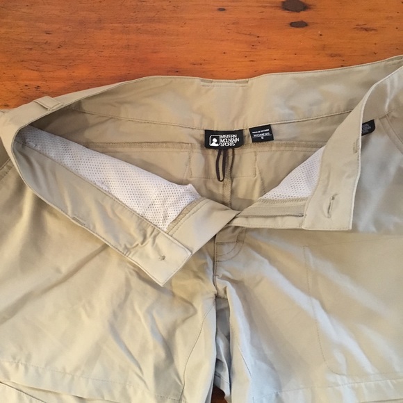 Eastern Mountain Sports shorts - Picture 2 of 3